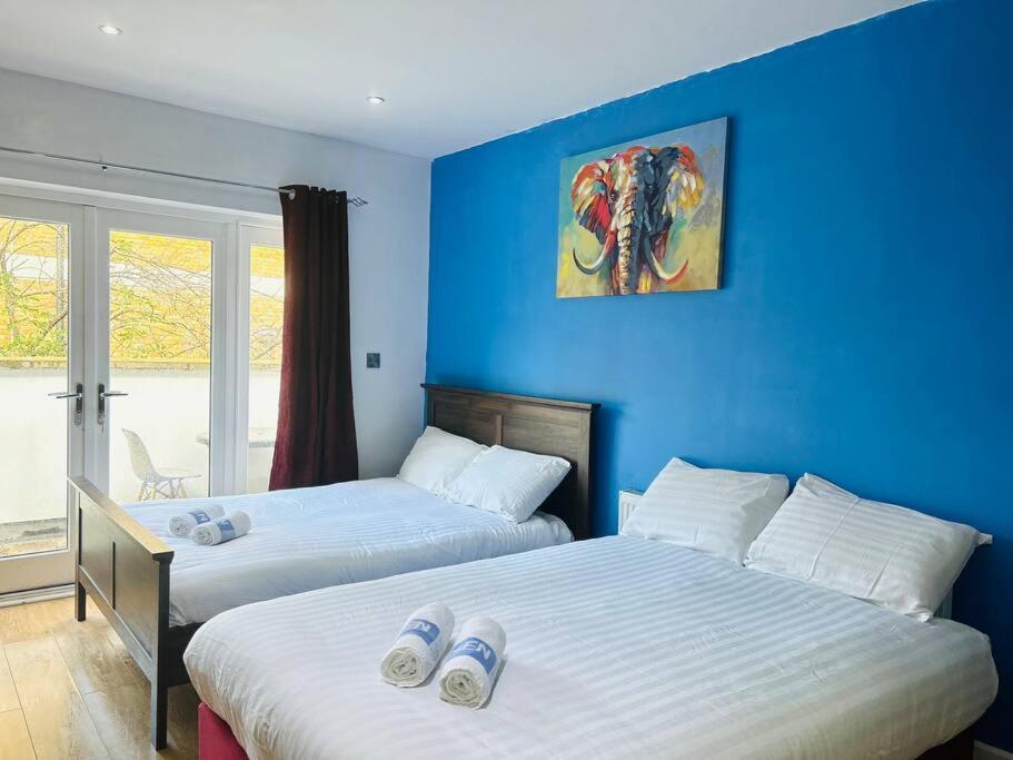 Modern Studio Near Bethnal Green Лондон Экстерьер фото