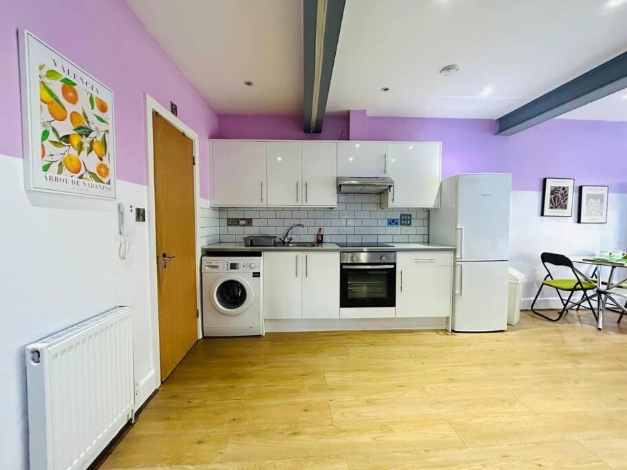 Modern Studio Near Bethnal Green Лондон Экстерьер фото
