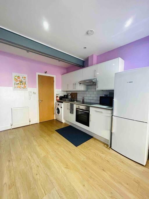 Modern Studio Near Bethnal Green Лондон Экстерьер фото